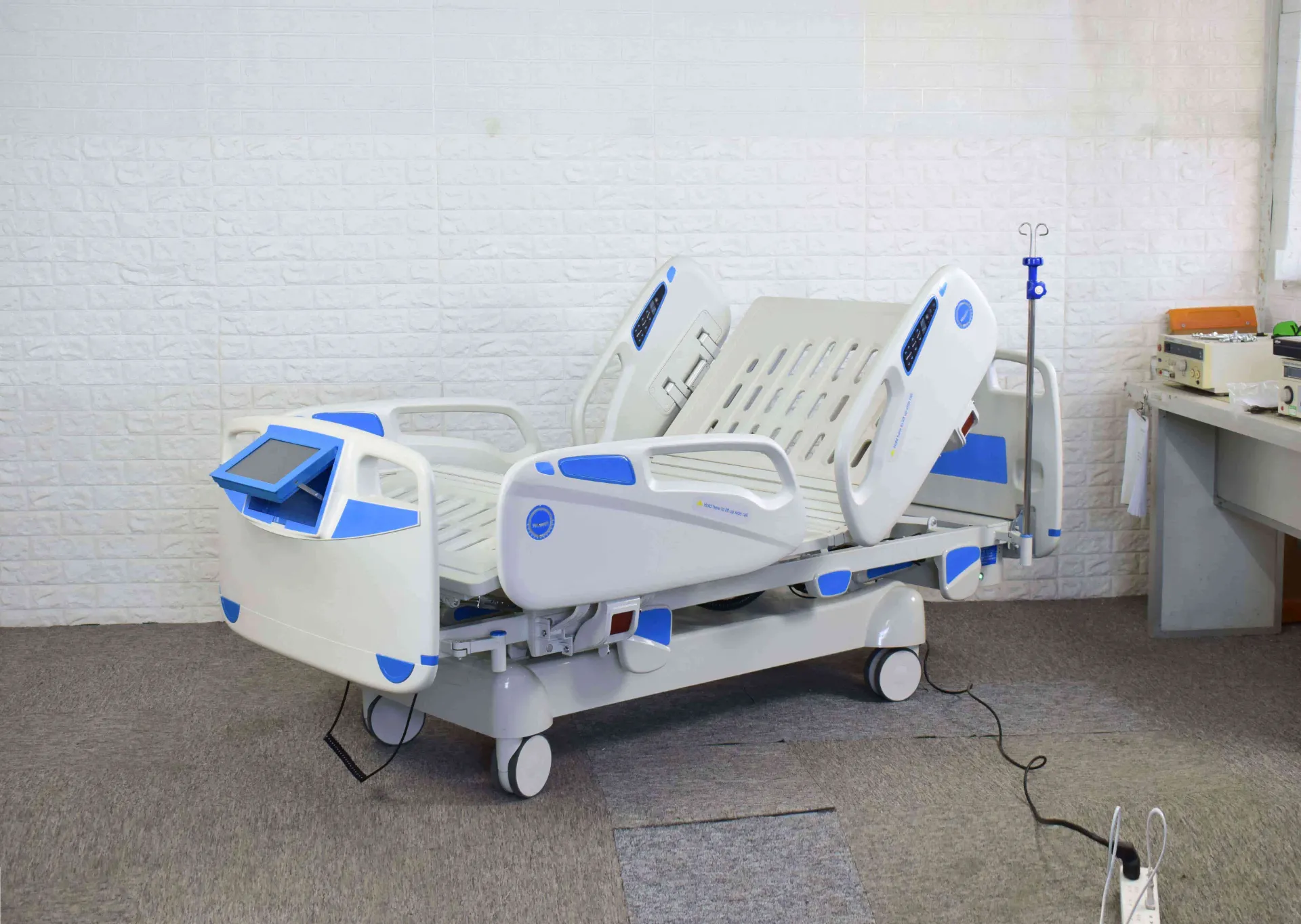 3 function electric bed